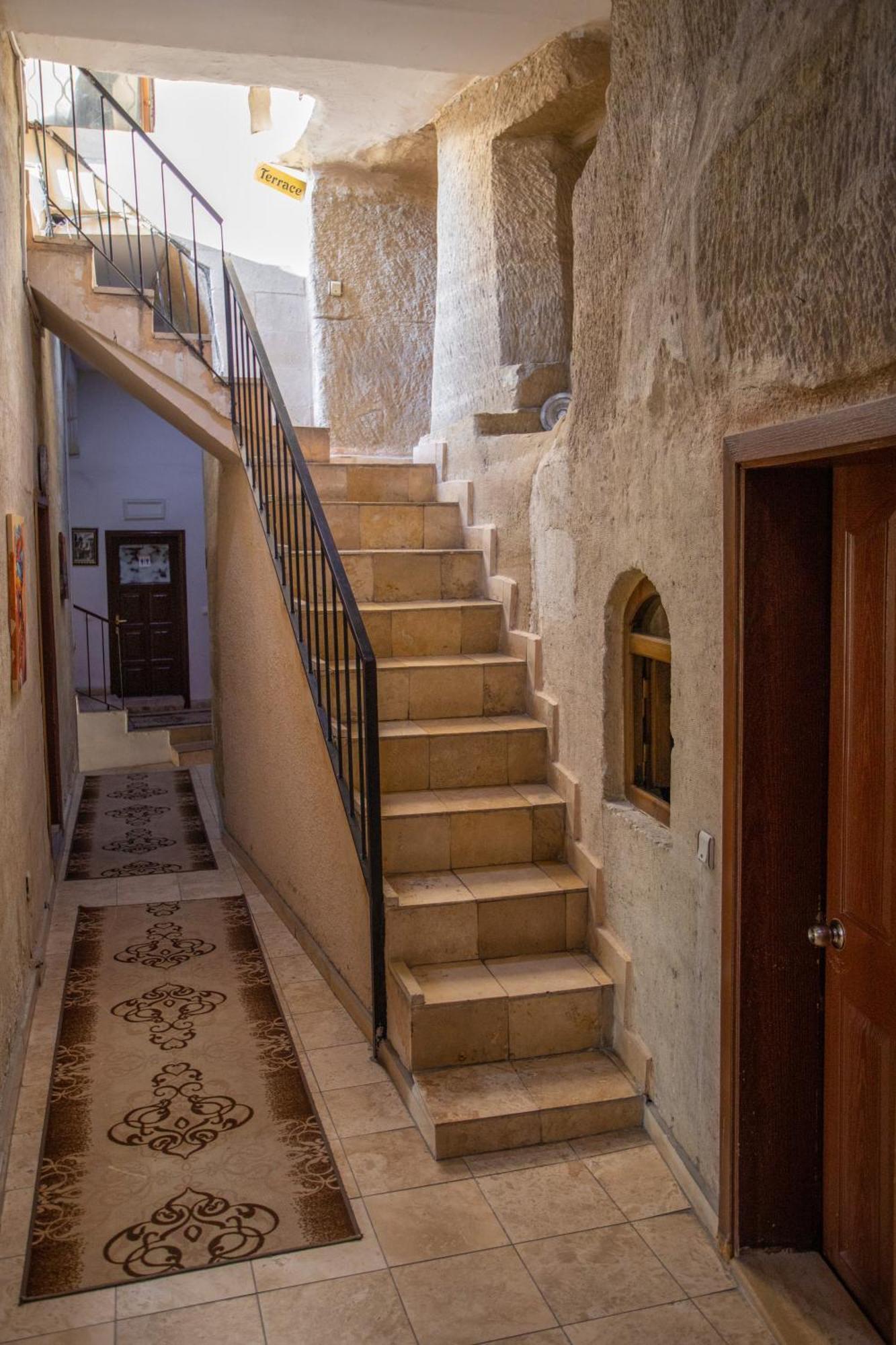 Gueven Cave Hotel ギョレメ エクステリア 写真