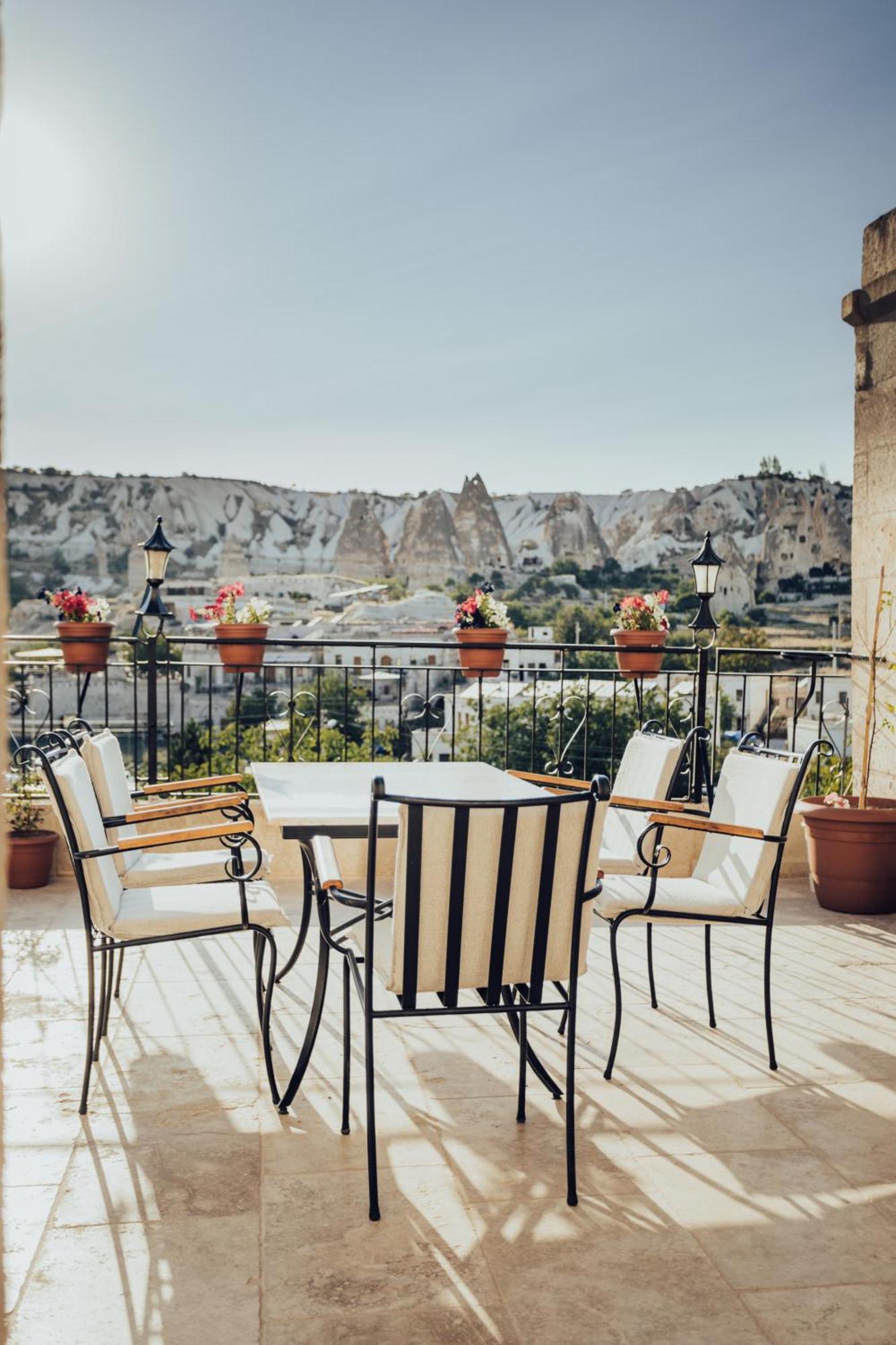 Gueven Cave Hotel ギョレメ エクステリア 写真