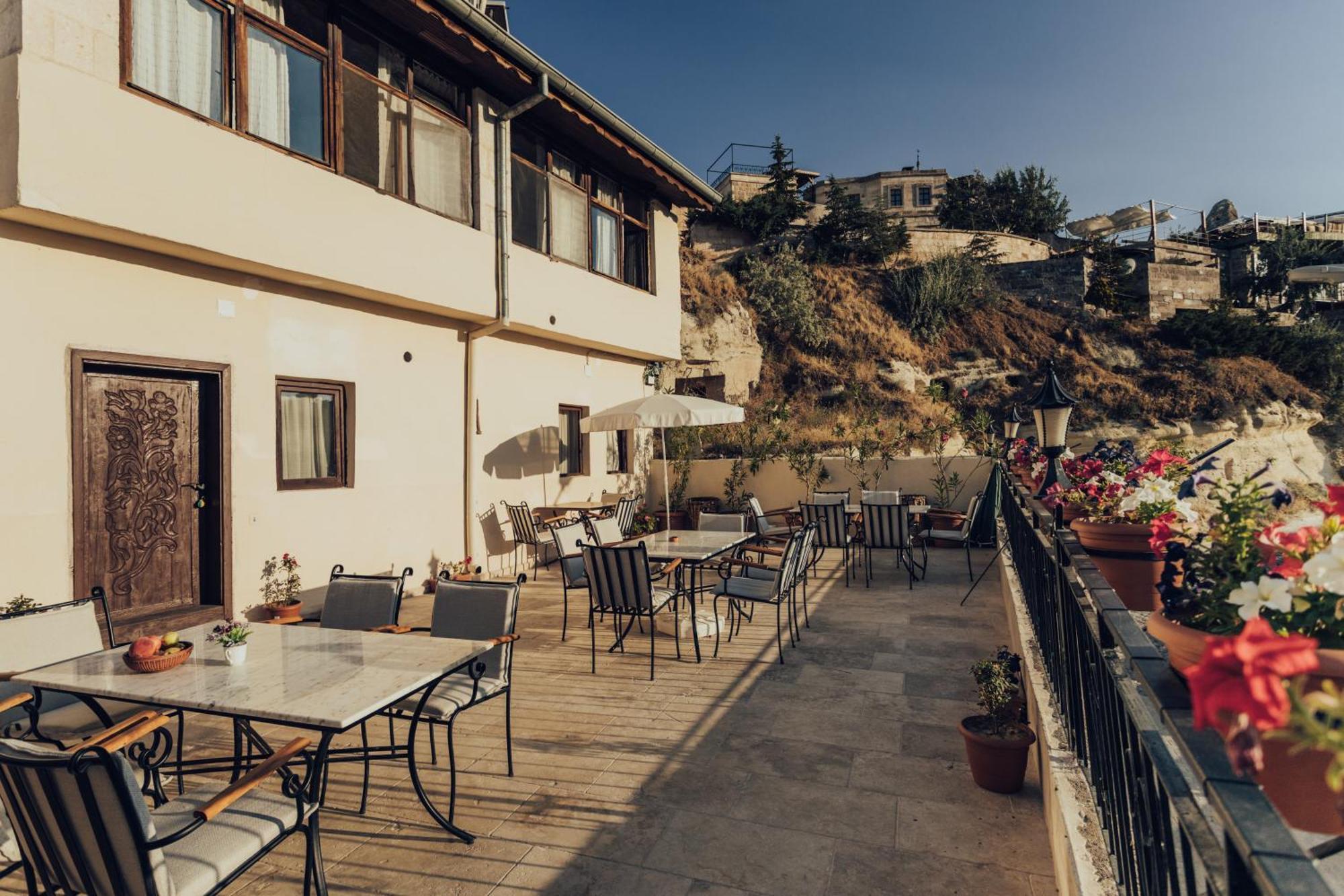Gueven Cave Hotel ギョレメ エクステリア 写真